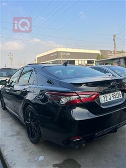 تۆیۆتا کامری